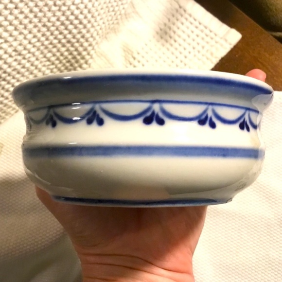 💂🏻Traditional Russian Gzhel Pottery Casket💂🏻 - Picture 6 of 9